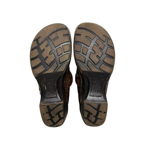 boc Women’s 7.5 Wide Peggy Clogs Brown Slip On Platform Embossed Comfort Shoes - Picture 7 of 7